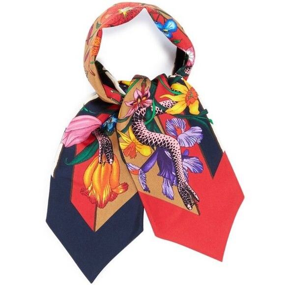 Gucci Silk Flora Snake Twill Neck Bow Scarf in Red & Blue – With Box - Picture 1 of 5